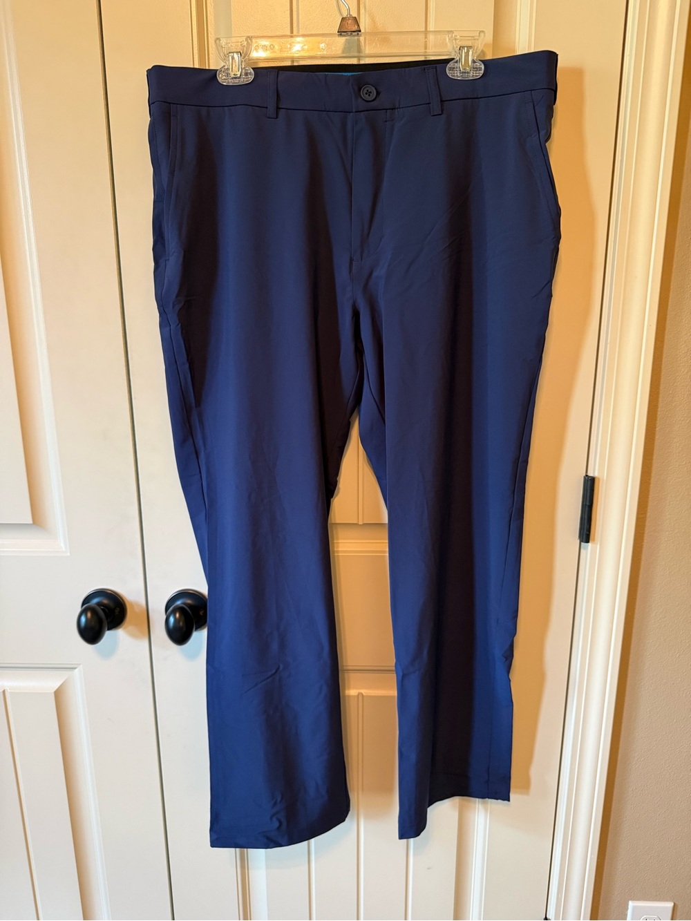 Roundtree & Yorke Navy Blue Chinos